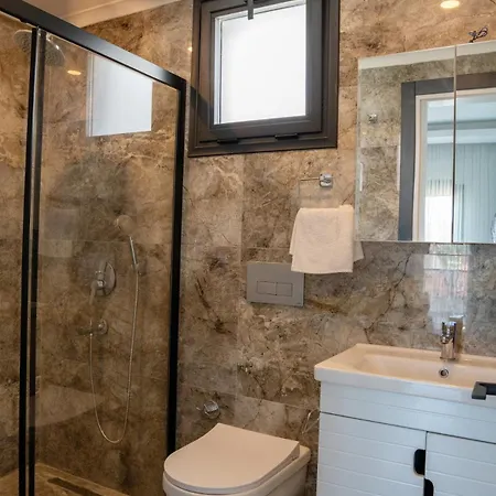 4 Zela In Front Of Oeluedeniz Hisar Holiday home Fethiye