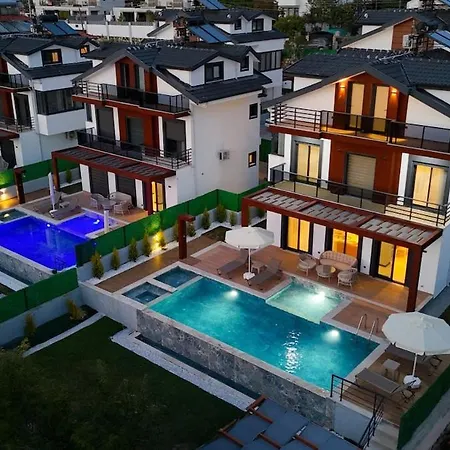 Holiday home 4 Zela In Front Of Oeluedeniz Hisar *