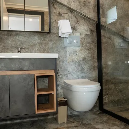 4 Zela In Front Of Oeluedeniz Hisar Fethiye