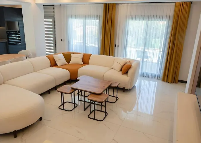 Tatil Evi 4 Zela In Front Of Oeluedeniz Hisar *