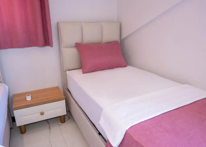 4 Zela In Front Of Oeluedeniz Hisar Tatil Evi *