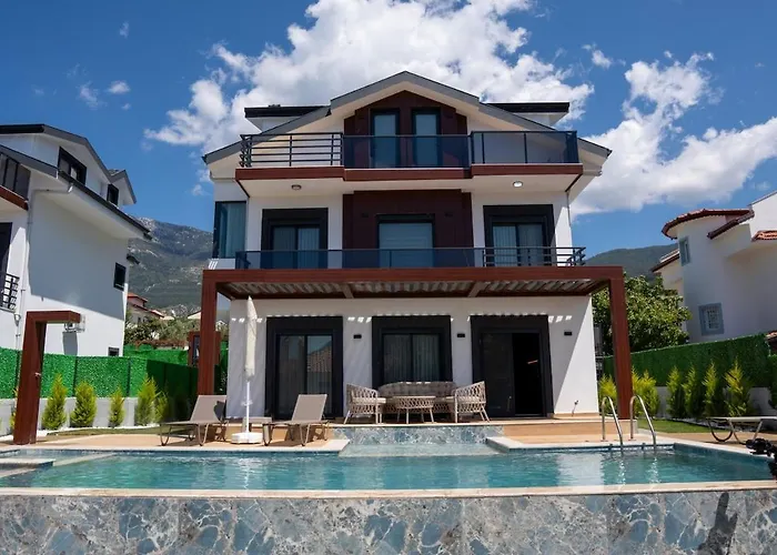 4 Zela In Front Of Oeluedeniz Hisar Tatil Evi *